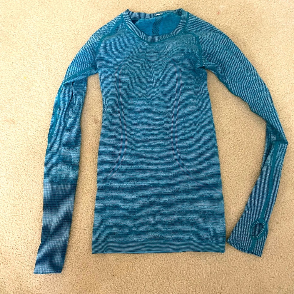 NWOT Lululemon Teal Long Sleeve Top